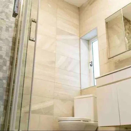 Nicely Furnished 1 Bedroom In * Gzira