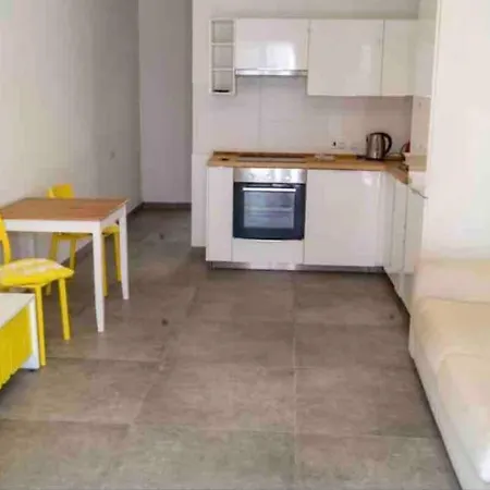 Nicely Furnished 1 Bedroom In Apartment Gzira