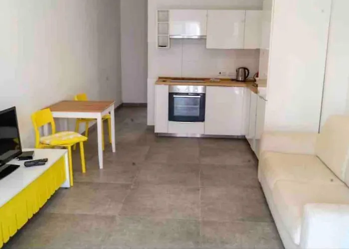 Nicely Furnished 1 Bedroom In Apartment Gzira